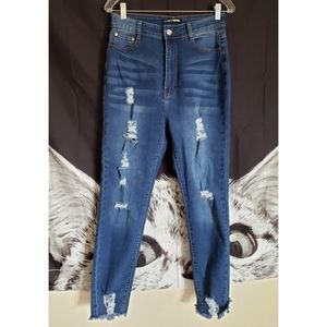 🆕️ Fashionova Jeans 🆕️